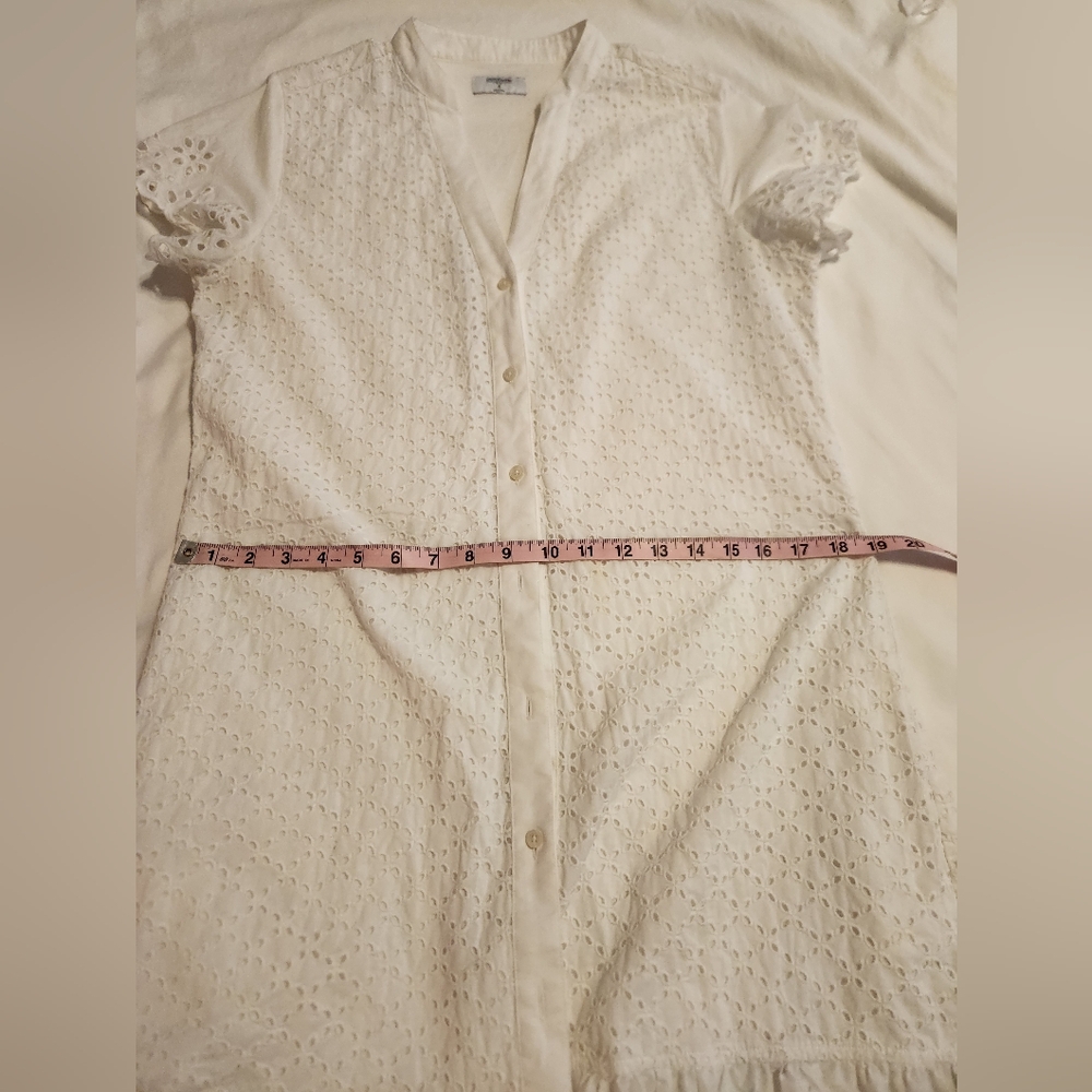 UNTUCKit Pearl White Cotton Eyelet Cap Sleeve Button Down Front Ruffle Hem Dress - Picture 12 of 14